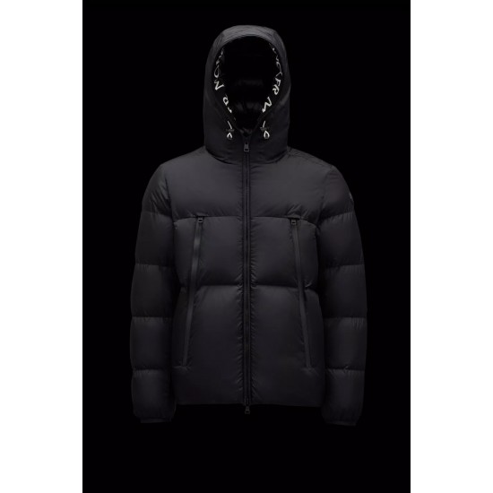 Montcla Short Down Jacket