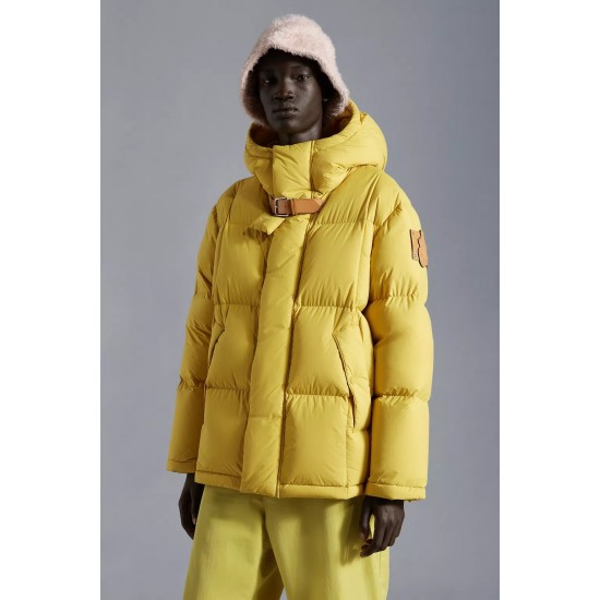 Moncler  Doudoune courte Wintefold