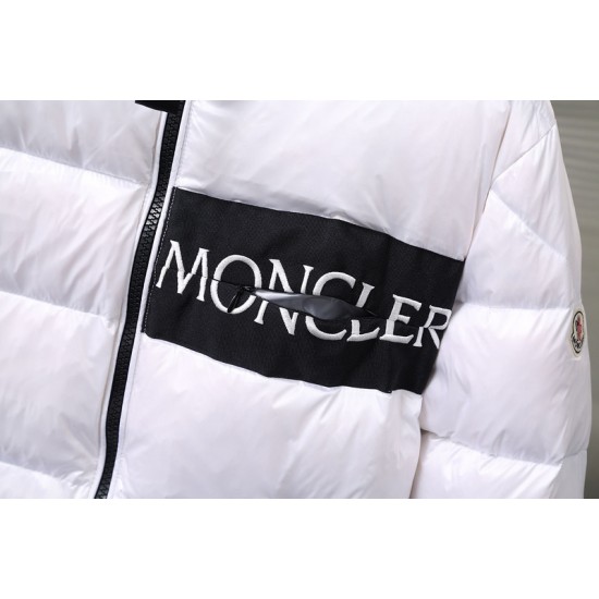 Moncler M067