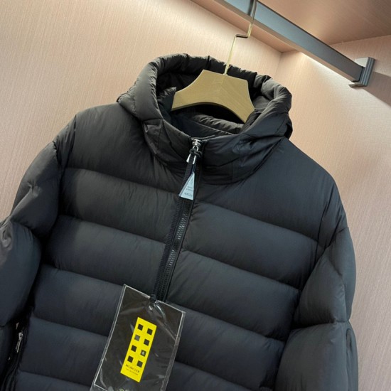 Moncler M063