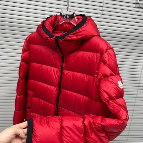 Moncler M016