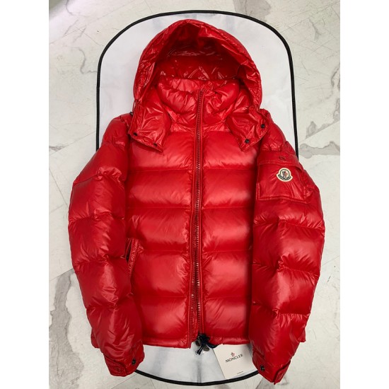 Moncler M015