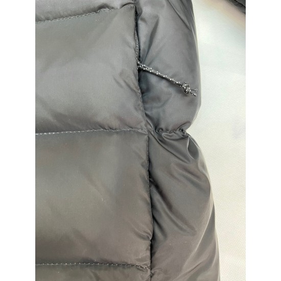 Mocnler Down Jacket M090