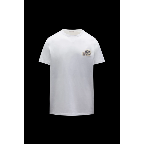 MONCLER T-shirt with logo on chest