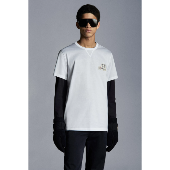 MONCLER T-shirt with logo on chest