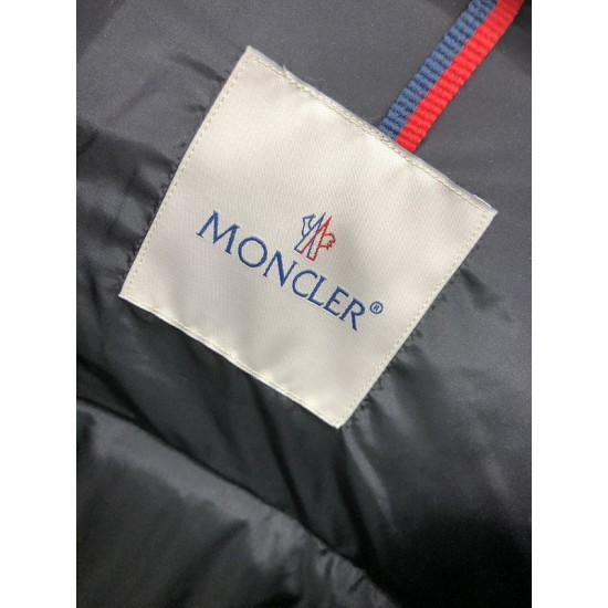 Moncler Jacket M27