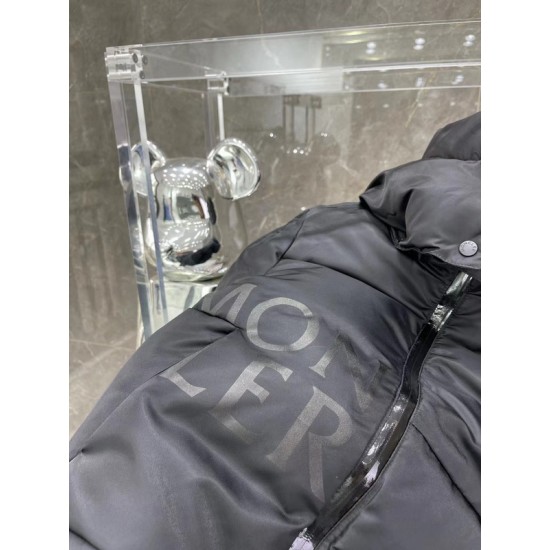 Moncler Jacket  M18 男女士标贴填充夹克羽绒服