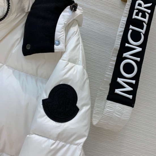 MONCLER TIAC