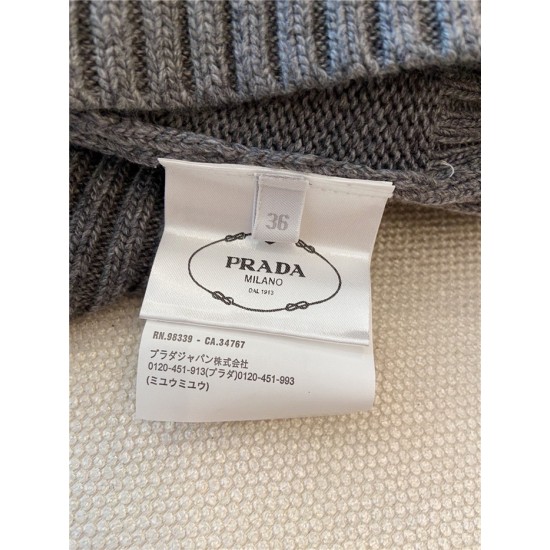 2023fw P*ada Sweater Top Version