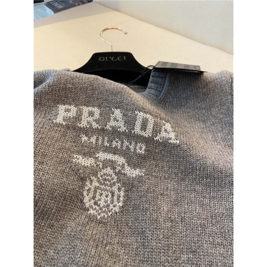 2023fw P*ada Sweater Top Version