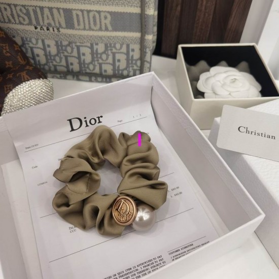 Dior Scrunchie