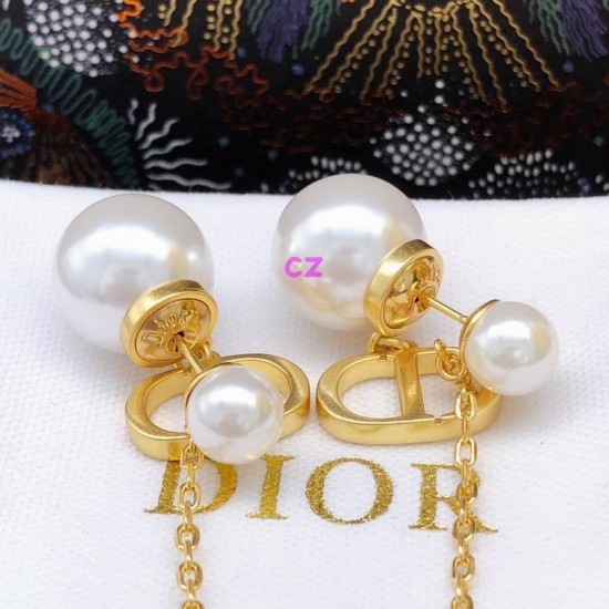 Dior Earring