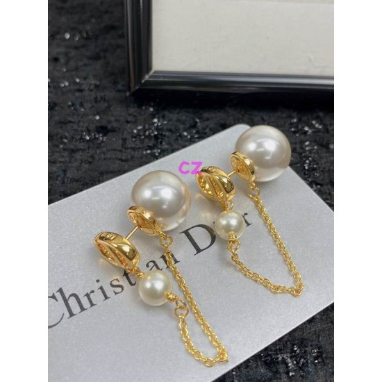 Dior Earring