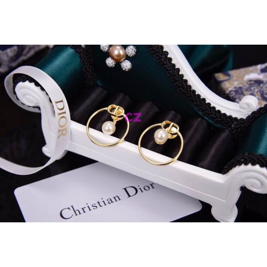 Dior Earring