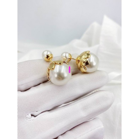 Dior Earring