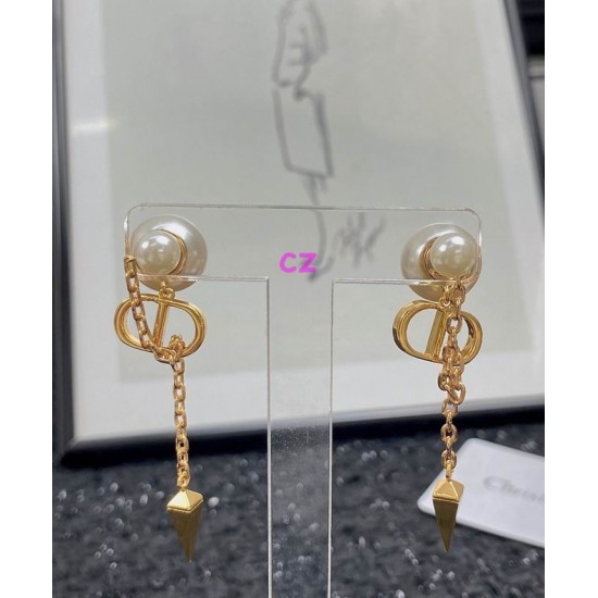 Dior Earring