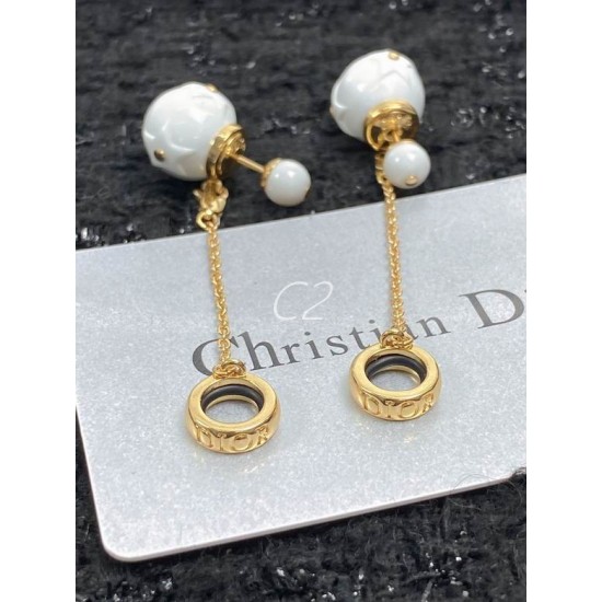 Dior Earring