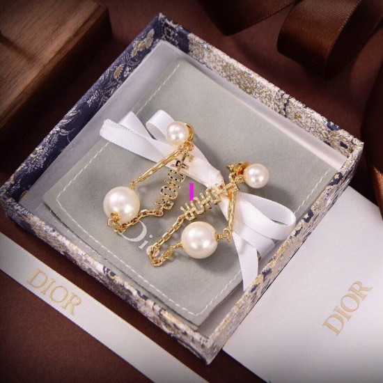 Dior Earring