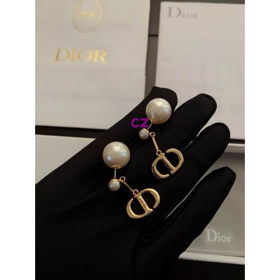 Dior Earring