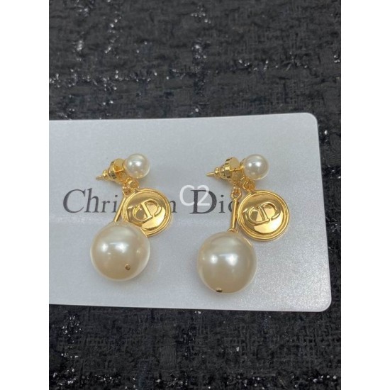 Dior Earring