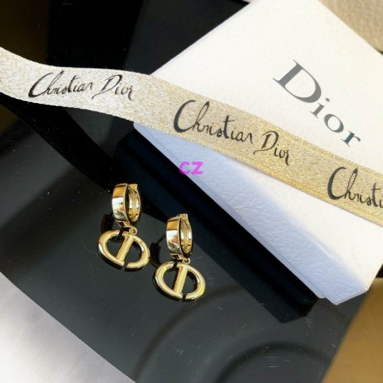 Dior Earring