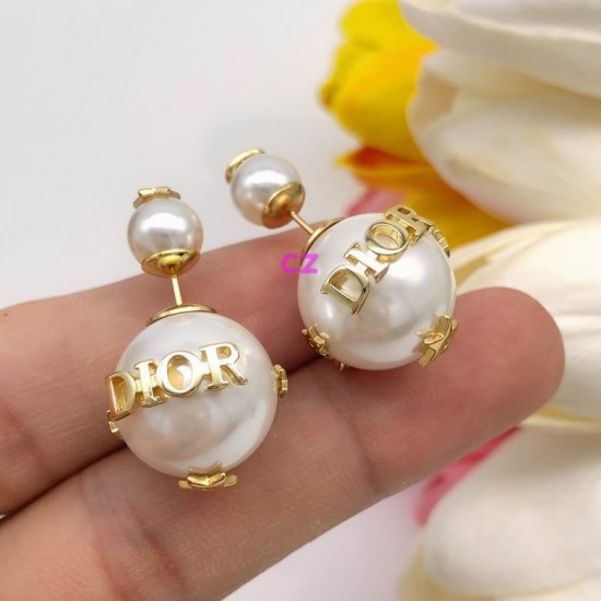 Dior Earring