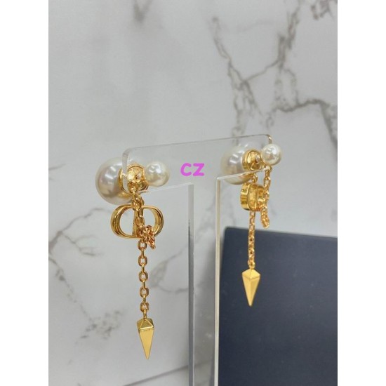 Dior Earring