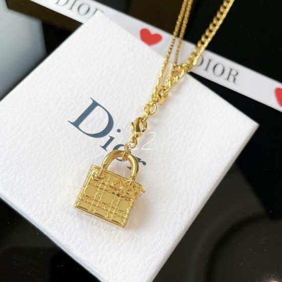 Dior Sweater chain