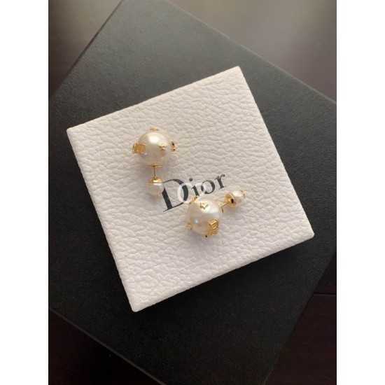 Dior Earring