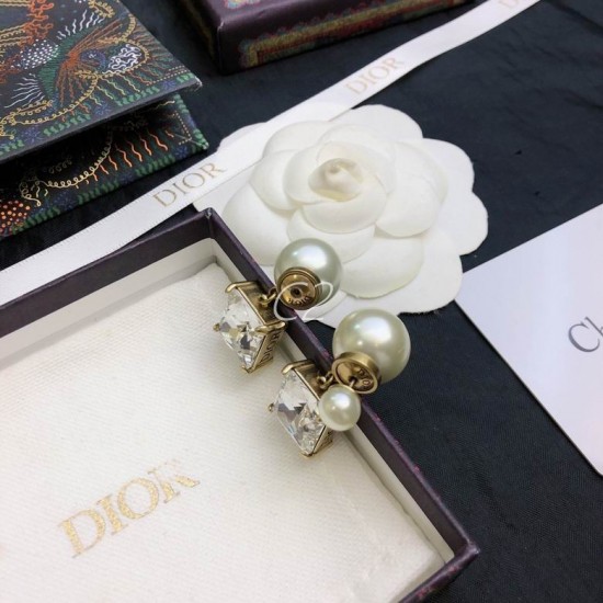 Dior Earring