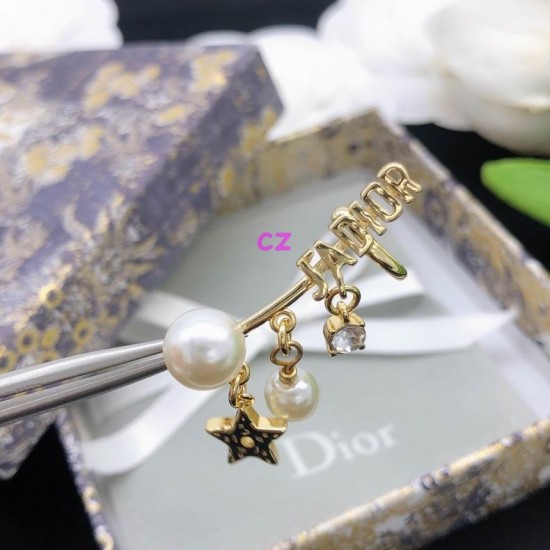 Dior Earring