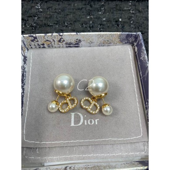 Dior Earring