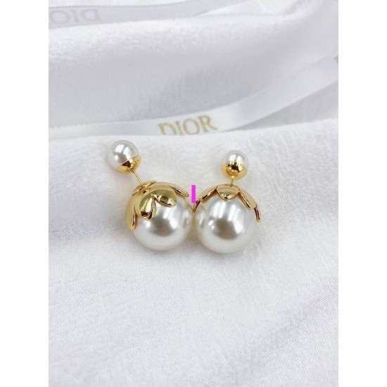 Dior Earring