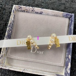 Dior Earring