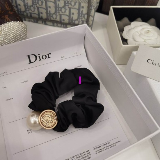 Dior Scrunchie