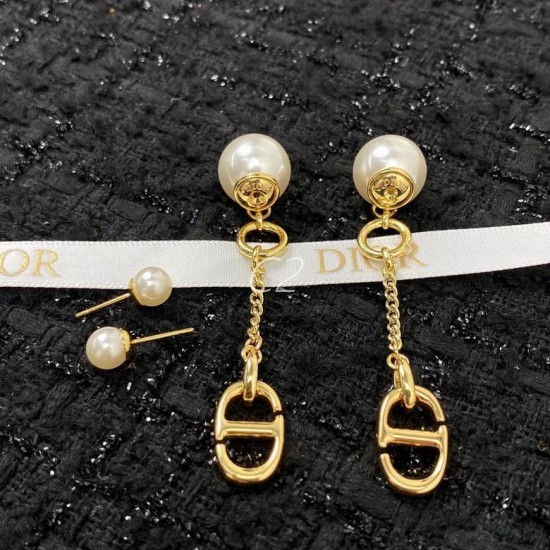 Dior Earring