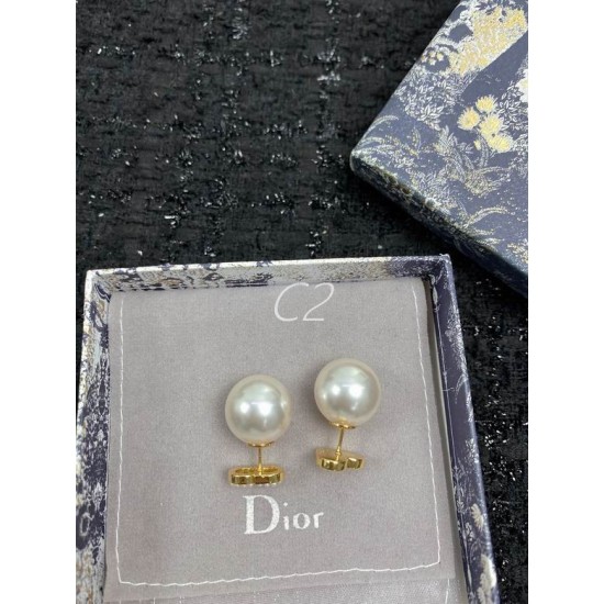 Dior Earring