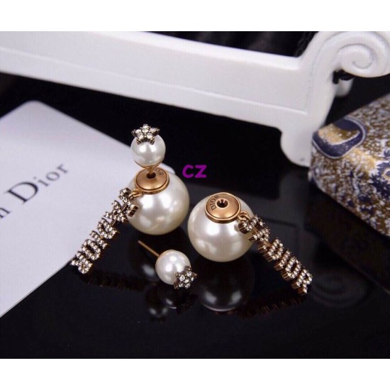 Dior Earring