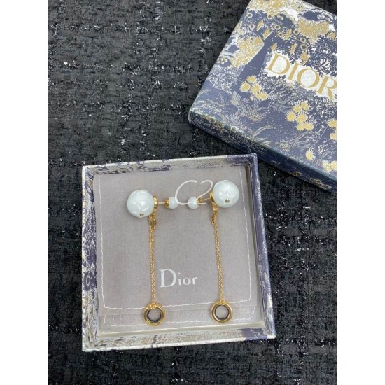 Dior Earring