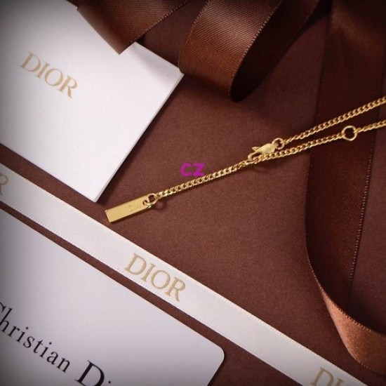 Dior Earring