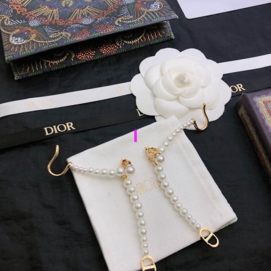 Dior Earring