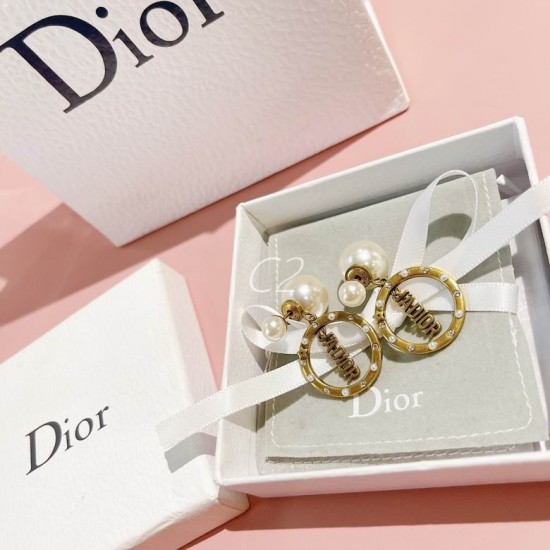 Dior Earring