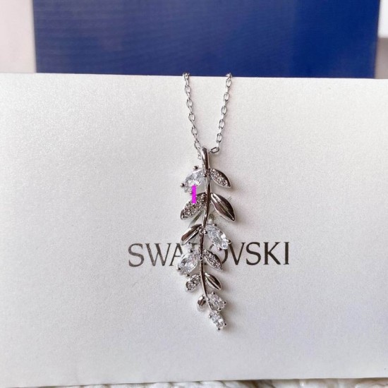 Swarovcki Necklace