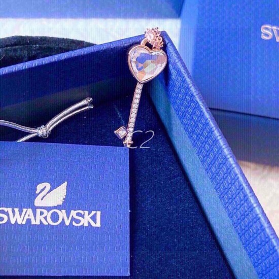 Swarovcki Necklace