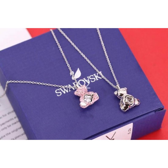 Swarovcki Necklace