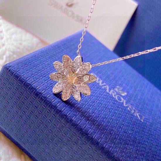 Swarovcki Necklace