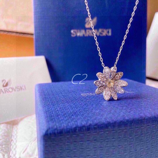 Swarovcki Necklace