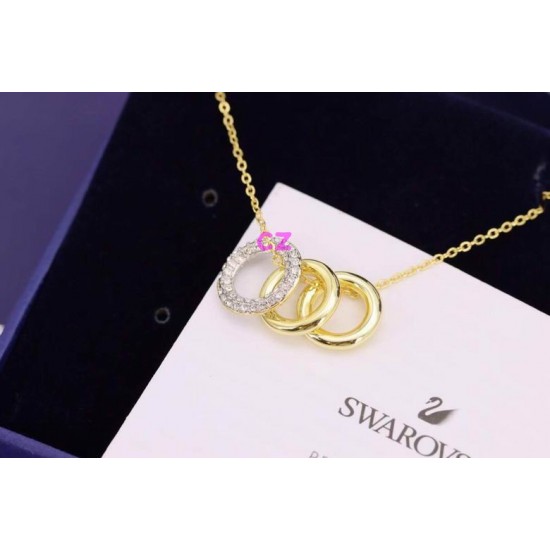 Swarovcki Necklace