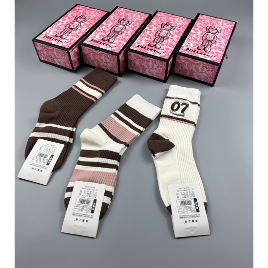 yoyo -004404P129Socks