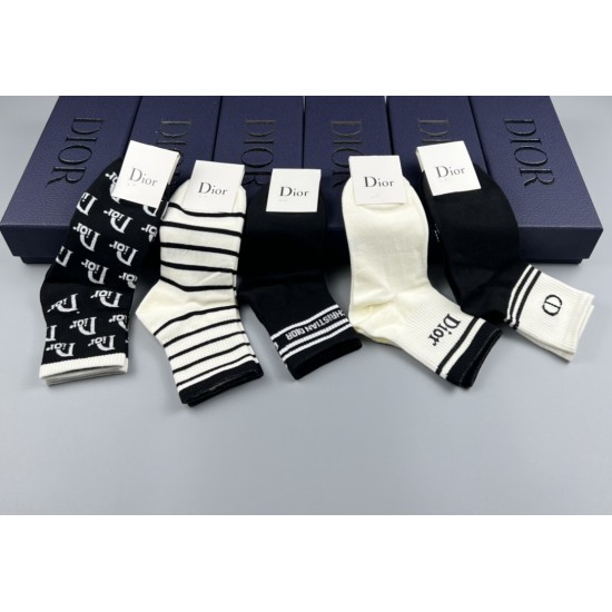 yoyo -004408P129Socks